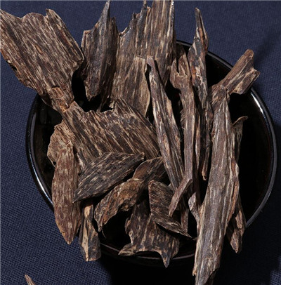 沉香油格