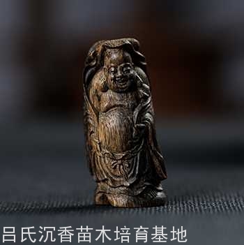 沉香摆件