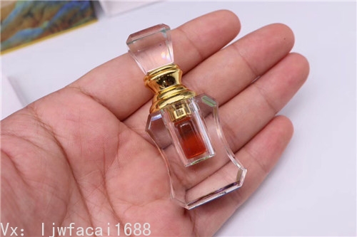 高纯度沉香精油