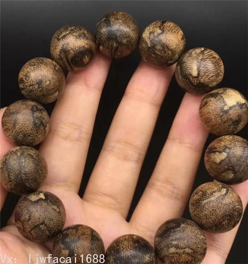 菩萨棋沉香手串