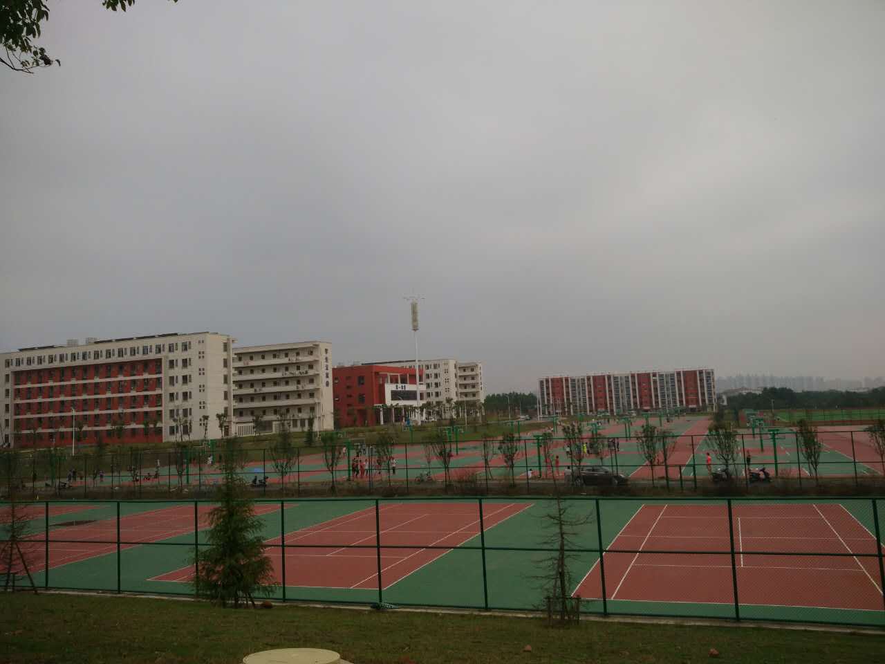 操场