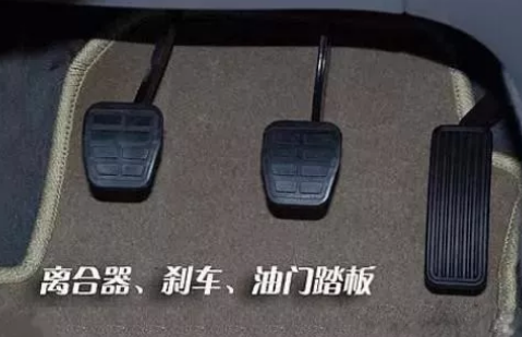 手动挡如何减速 手动挡如何减速