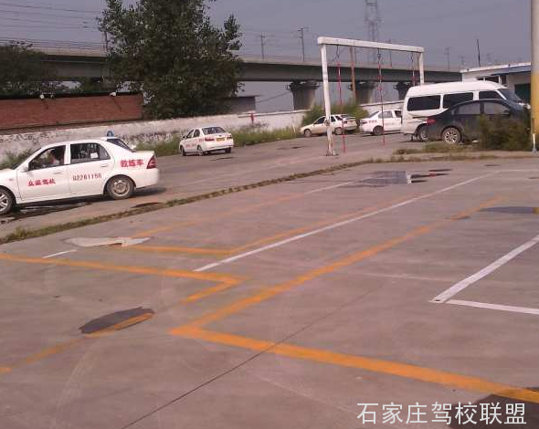 众源驾校训练场 众源驾校训练场