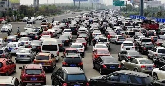 春节开车跑高速未必就比国道省钱！