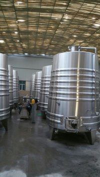 卫生级薄壁容器