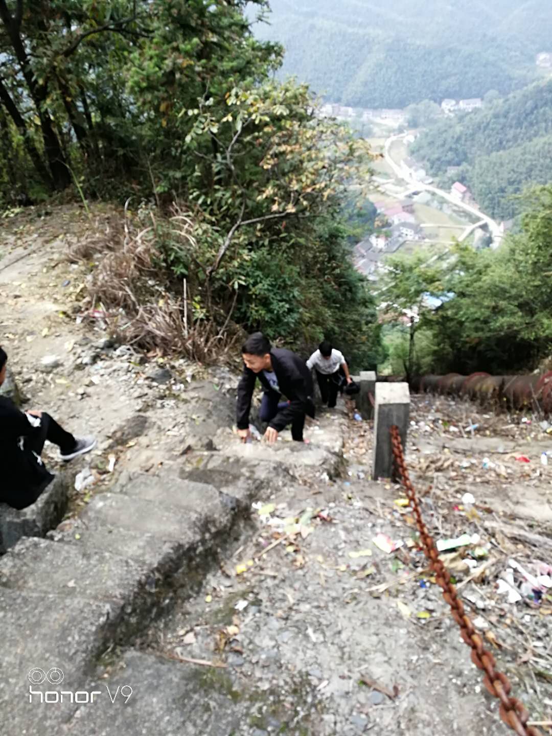登山互助