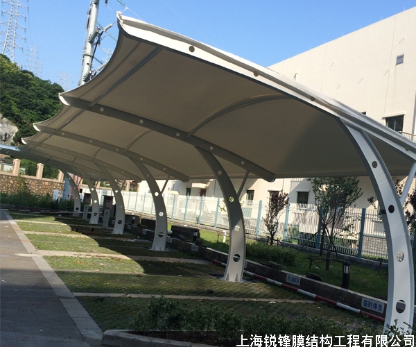 膜结构停车棚