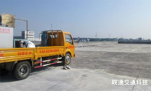 奧迪4S店樓頂停車位施工