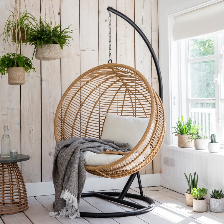 Hanging basket