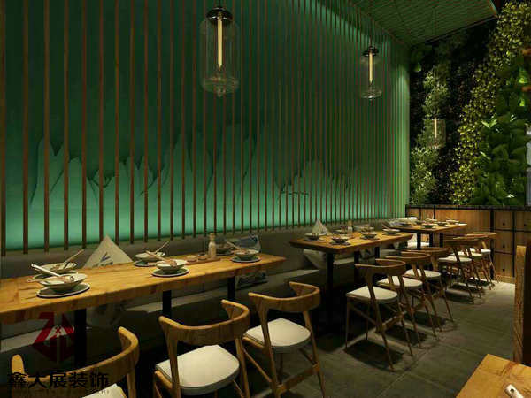 坪山嘉岭中心购物广场一楼