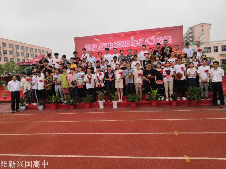 合影4.jpg