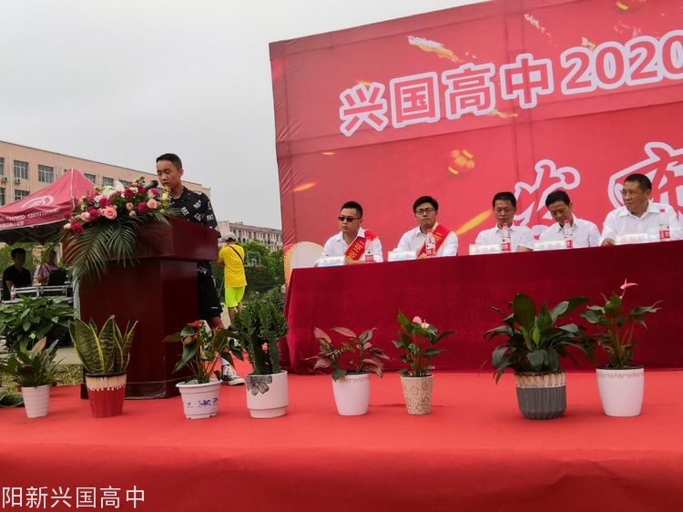 谭华义.jpg