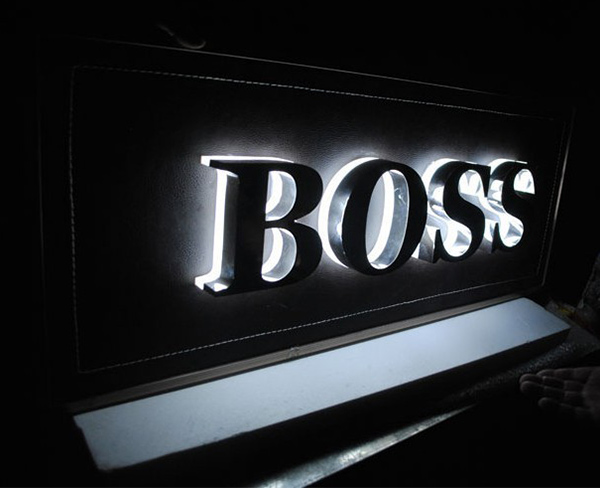 不锈钢背打光迷你发光字-boss1.jpg