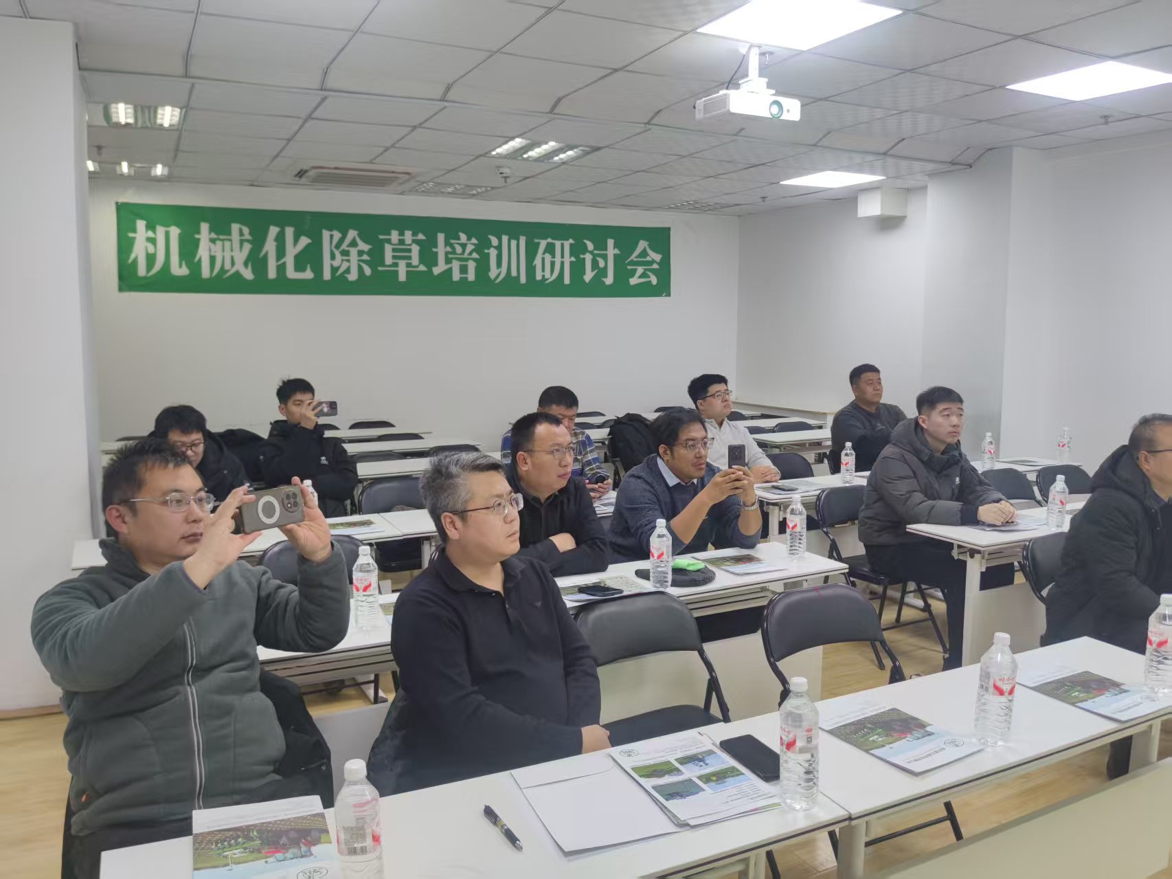 微信图片_20251203151150_1074_94.jpg
