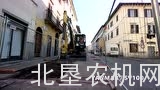 洋马SV100挖沟机