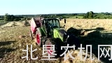 芬特720配莱利Welger打捆机作业
