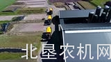 3台Vredo公司罐车作业