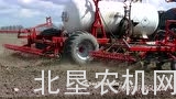 迪尔8370R拖拉机配豪狮气罐车喷氨肥