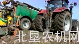 凯斯Puma 180拖拉机挂接Samson PG25罐车