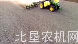 大平原Lister起垄机在密西西比三角洲农场作业