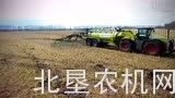 克拉斯xerion5000拖拉机配泥浆罐车作业