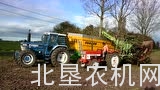 万国453拖拉机配斯托尔作业视频