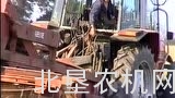 麦赛福格森3075拖拉机配REEKIE捡石机作业