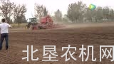 格兰大型条播机作业实拍