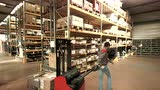 Manitou公司ES系列电动堆垛机