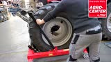 Fliegl公司换轮胎辅助工具