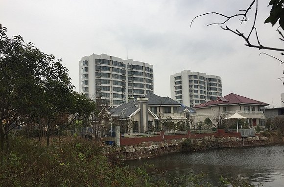 1A9502V0-12.jpg