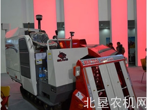 碧浪4LBZ-150II（碧浪-750T）半喂入联合收割机