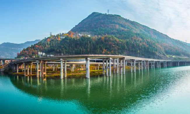 四川南江县公山和沙河镇便民中心