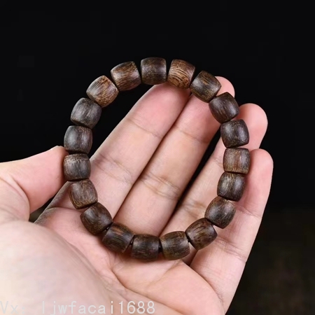 沉香手串沉香手串对人身体的好处有哪些? 沉香手串沉香手串对人身体的好处有哪些?
