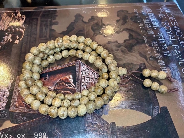 海南沉香手串 海南沉香手串