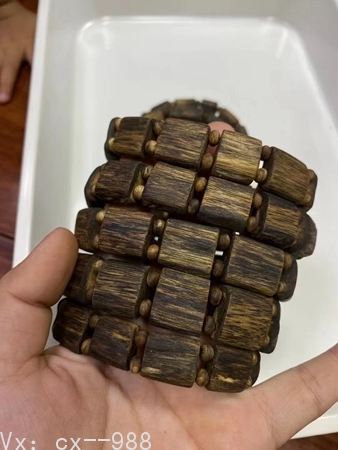 沉香手串