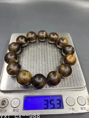 文莱软丝油沉香手串