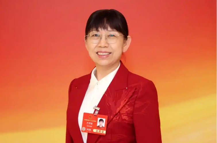 全国人大代表齐秀敏：完善立法，为“二手经济”发展注入法治动力