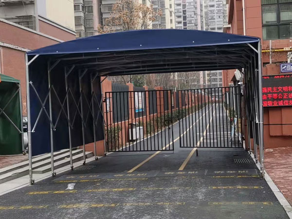 推拉蓬