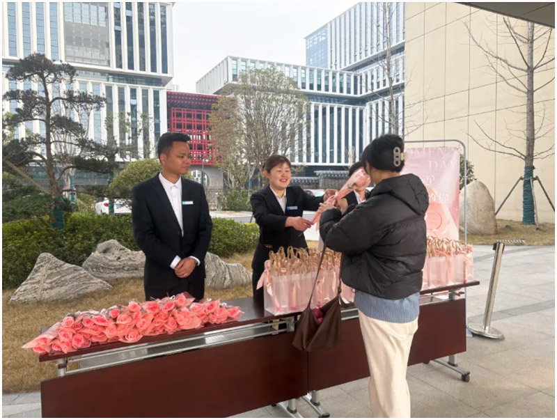 鲜花赠佳人·情暖女神节