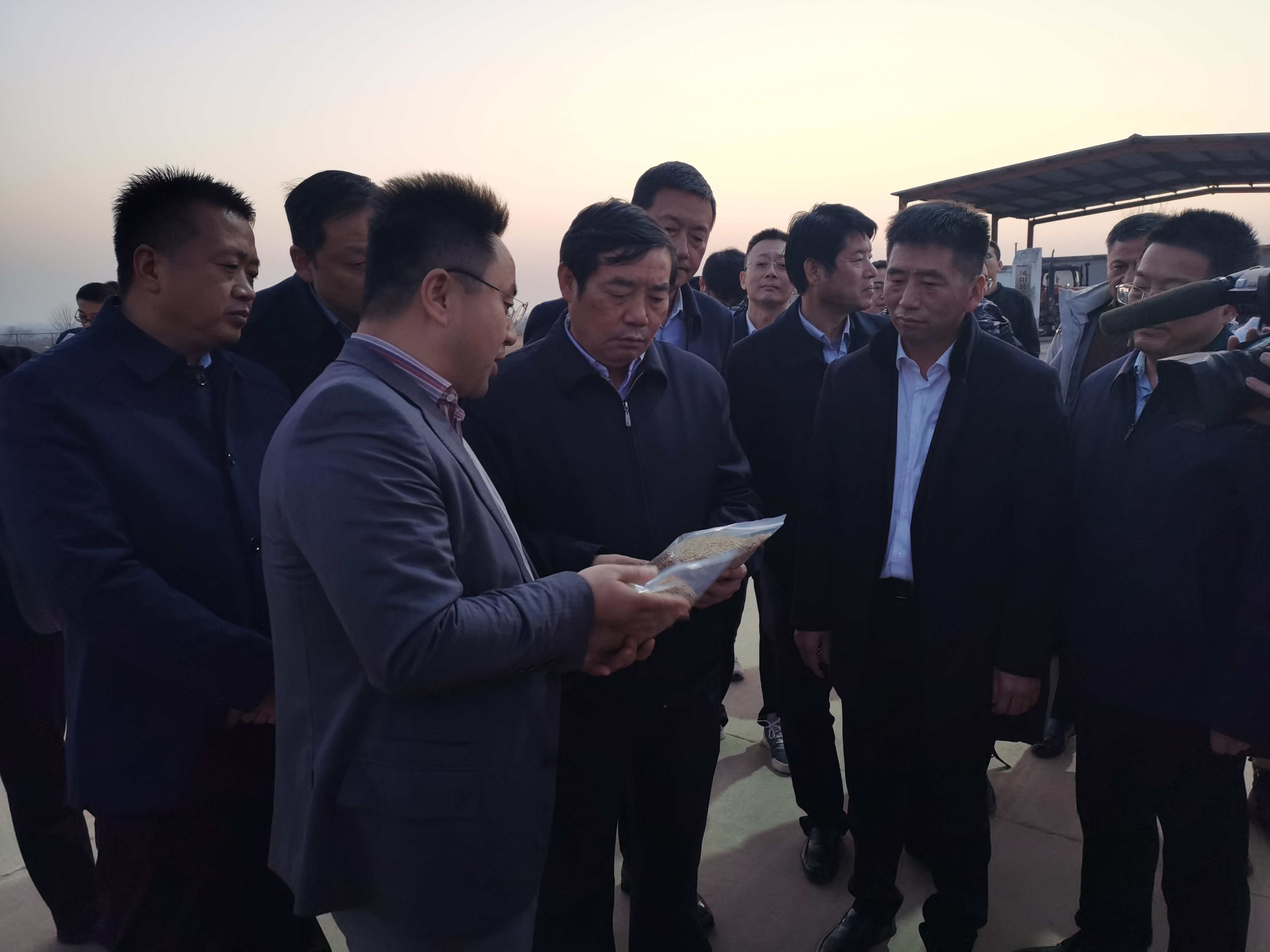 图片28.jpg