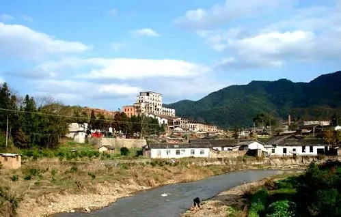 定南县岿美山矿山生态修复及旅游综合开发项目 