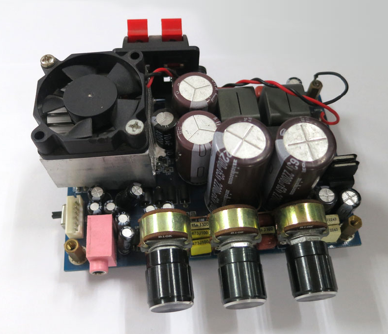 功放 CLASS D  150W*2  （300W）