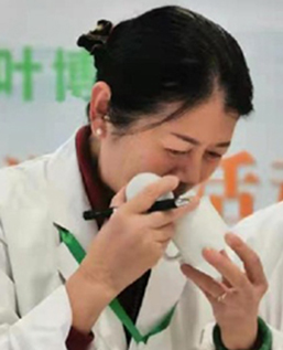 沈红