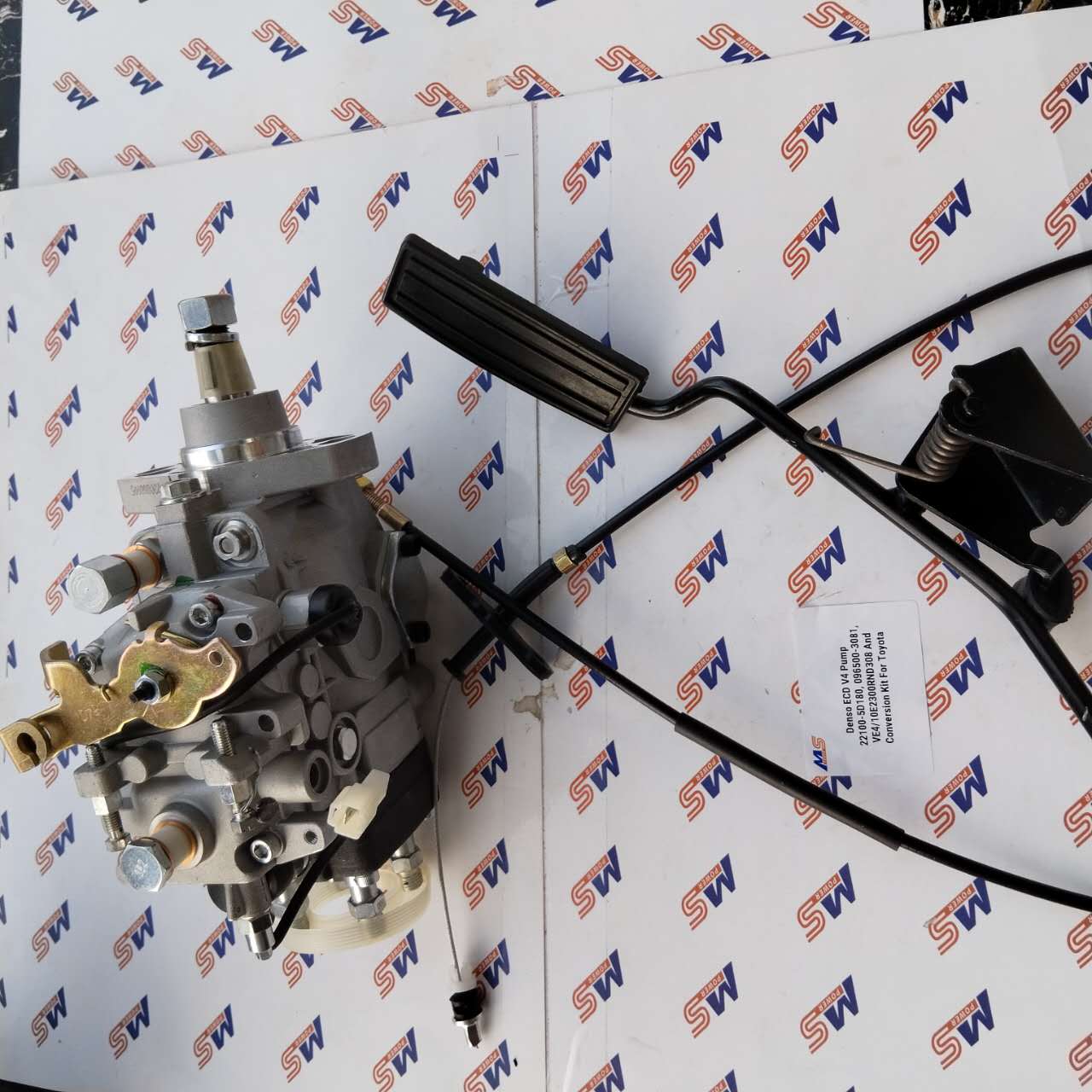 Denso ECD V4 Pump 22100-5D180, 096500-3081