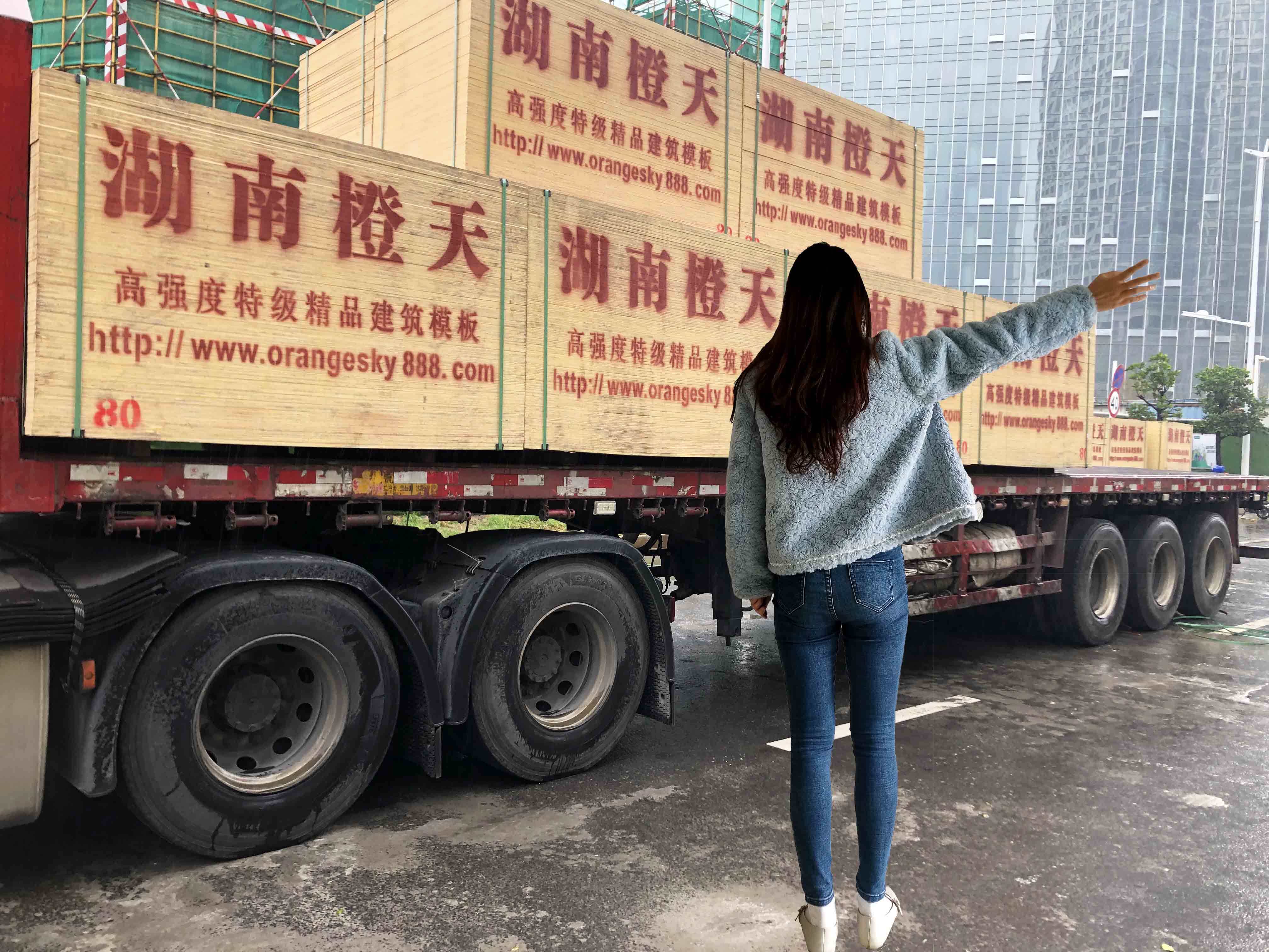 生产厂家分享：木模板的生产工艺流程？