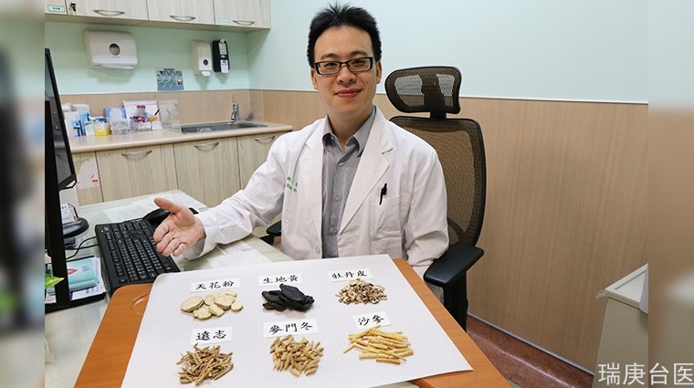 66歲婦難熬乳癌化療副作用 中西醫(yī)整合療法改善不適