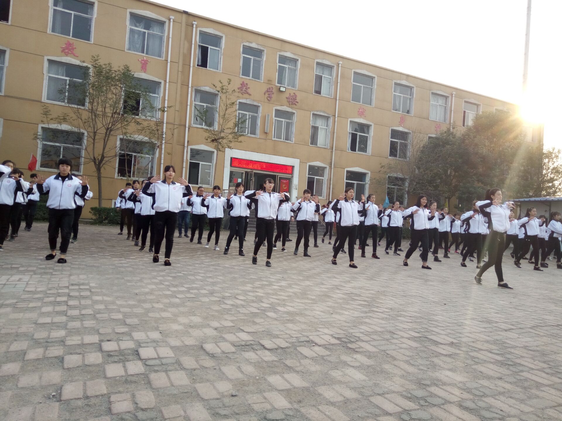 20161104044234201.jpg
