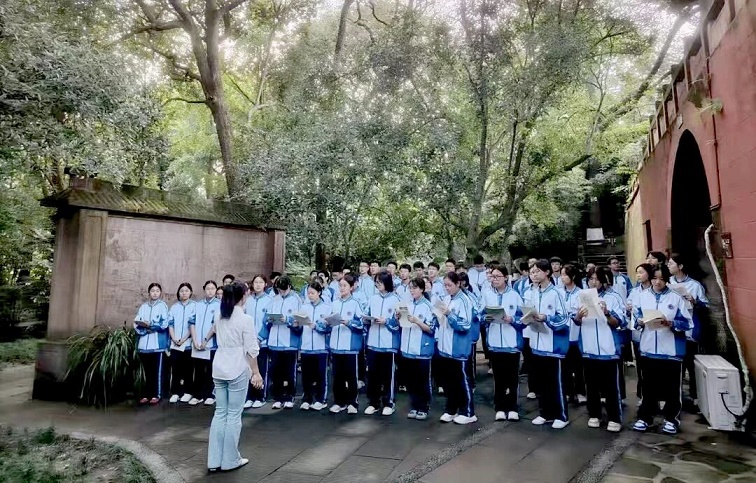 微信图片_2025-10-22_091828_128.jpg