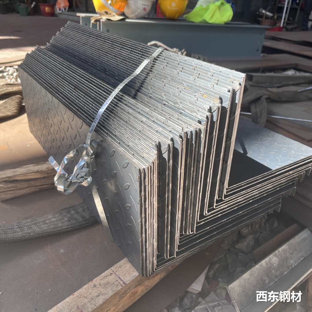 折弯加工实拍